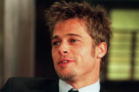 20 Flashback Photos of Brad Pitt That Prove Hes。